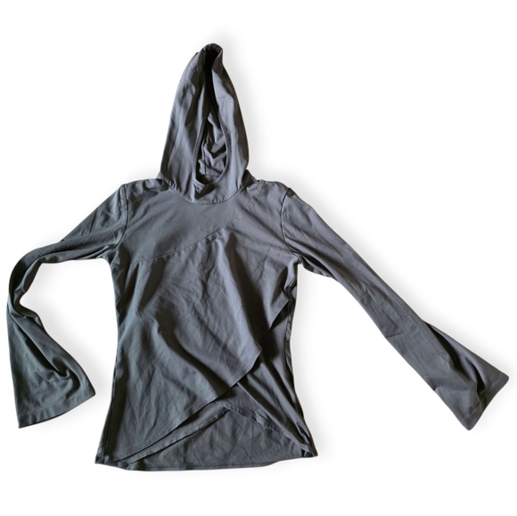 Patagonia Tops - Patagonia Tiered Ruffle Hooded Long Sleeve Top Size XS EUC Olive Green